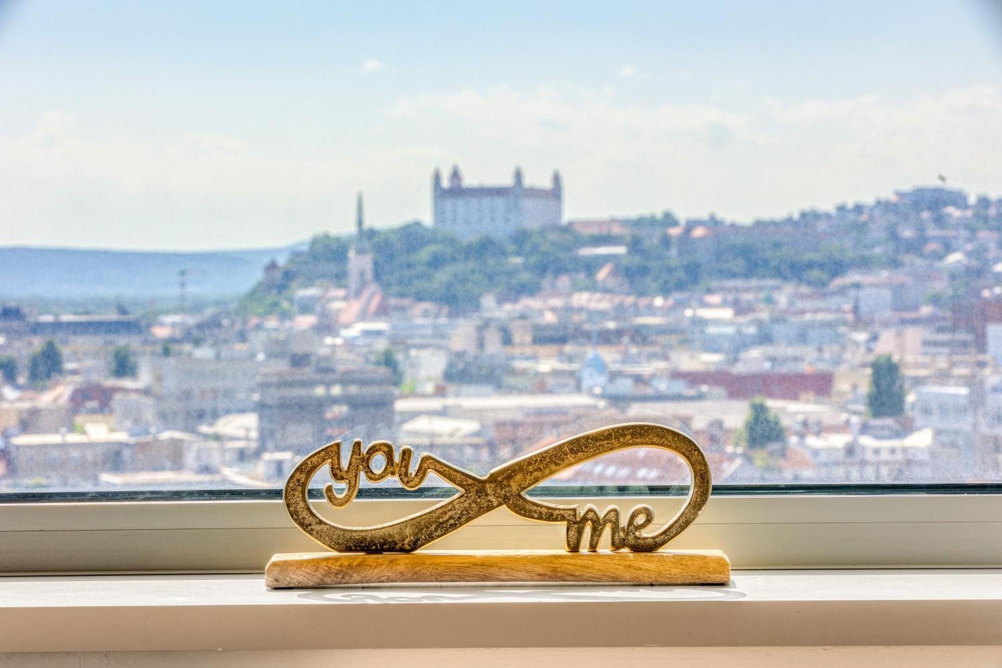Sky Park 1 - Luxurious #Instaworthy Apartment In Downtown City Center With Included Parking, Best Address In Town Bratislava Luaran gambar